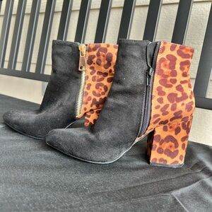 Black Suede Ankle Boots with Leopard Print Block Heel & Gold Zipper – Size 7